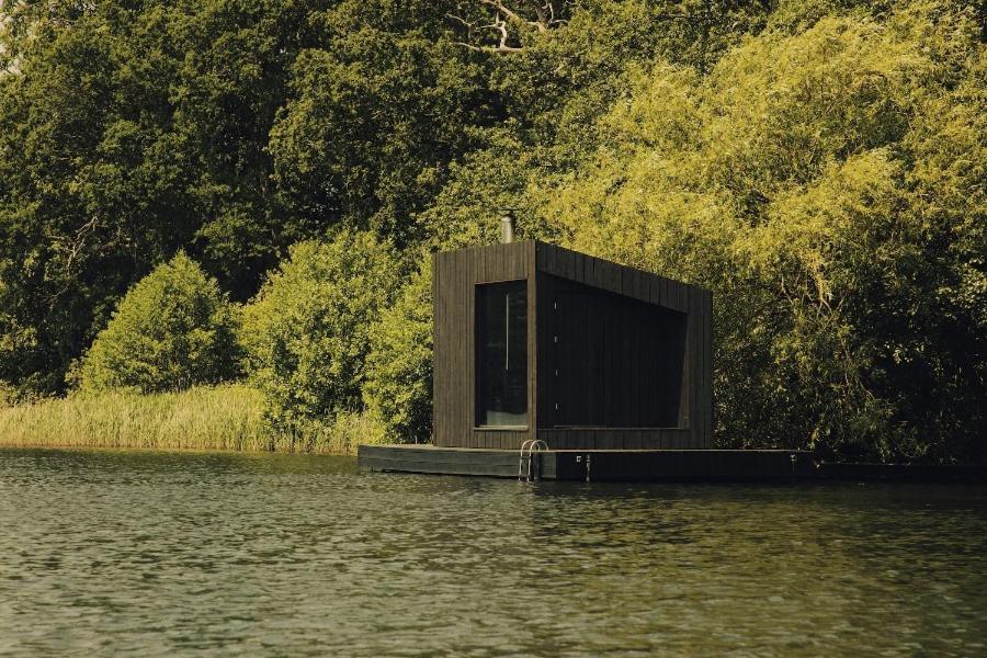 Fritton Lake Retreats 외부 사진